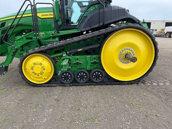 2024 John Deere 8RT 410 Tractor Rubber Track