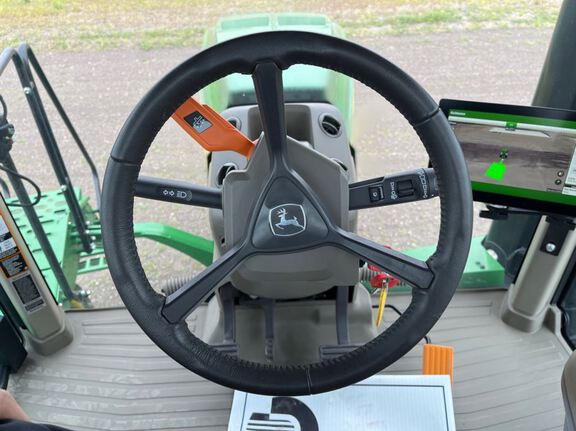 2024 John Deere 8RT 410 Tractor Rubber Track