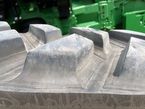 2024 John Deere 8RT 370 Tractor Rubber Track