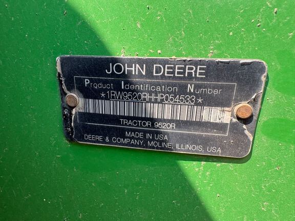 2017 John Deere 9520R Tractor 4WD