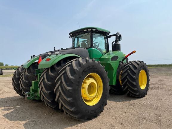 2017 John Deere 9520R Tractor 4WD