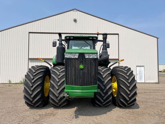 2017 John Deere 9520R Tractor 4WD