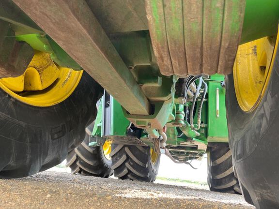 2017 John Deere 9520R Tractor 4WD