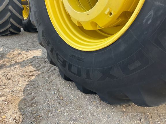 2017 John Deere 9520R Tractor 4WD