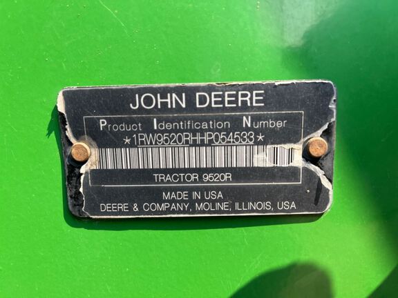 2017 John Deere 9520R Tractor 4WD