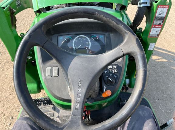 2020 John Deere 3033R Tractor Compact