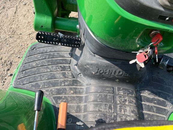2020 John Deere 3033R Tractor Compact