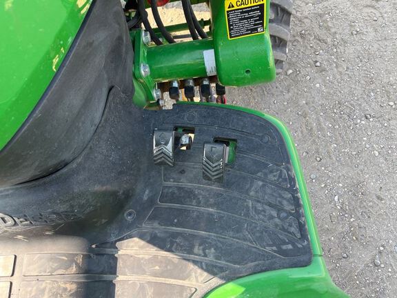 2020 John Deere 3033R Tractor Compact