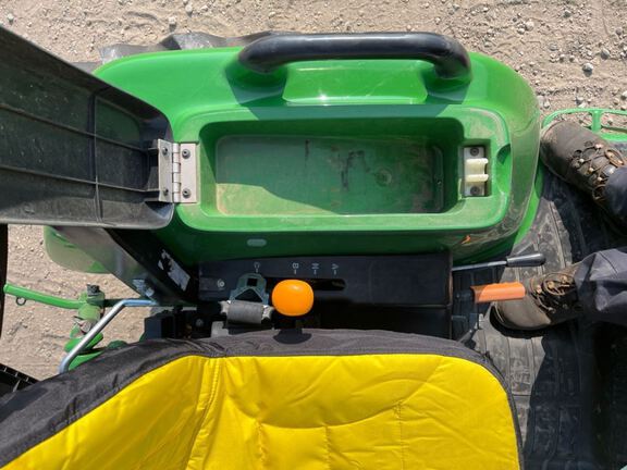 2020 John Deere 3033R Tractor Compact