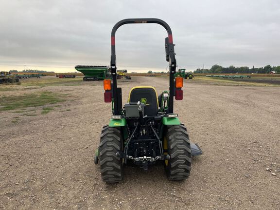 2014 John Deere 2025R Tractor Compact