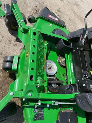 2017 John Deere Z950R Mower/Zero Turn