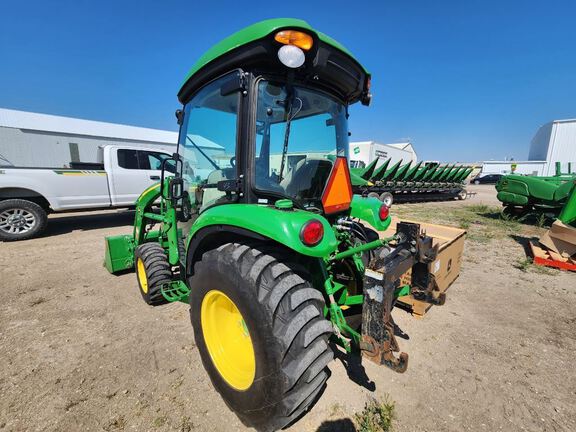 2021 John Deere 3046R Tractor Compact