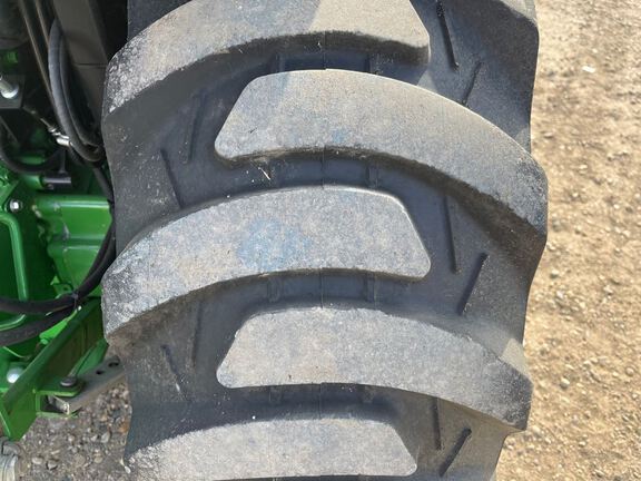 2021 John Deere 3046R Tractor Compact