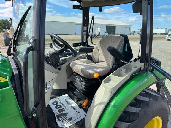 2021 John Deere 3046R Tractor Compact