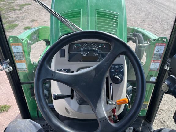 2021 John Deere 3046R Tractor Compact