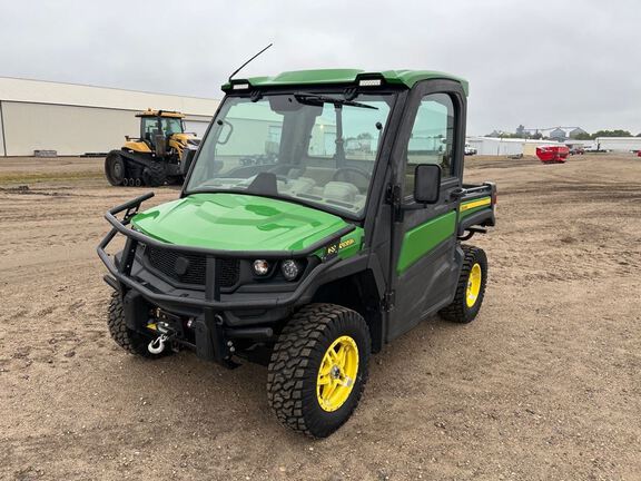 2019 John Deere XUV835R ATV
