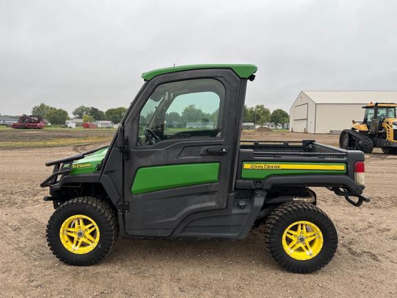 2019 John Deere XUV835R ATV