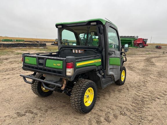 2019 John Deere XUV835R ATV