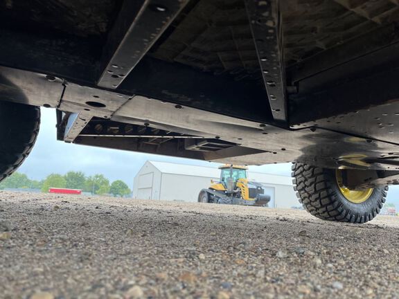 2019 John Deere XUV835R ATV