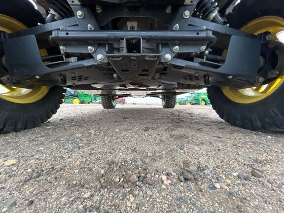 2019 John Deere XUV835R ATV