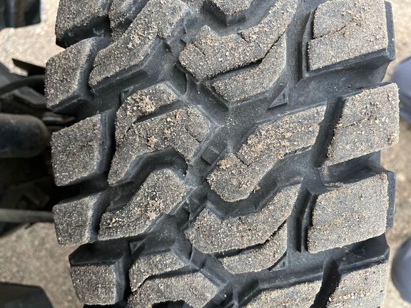 2019 John Deere XUV835R ATV