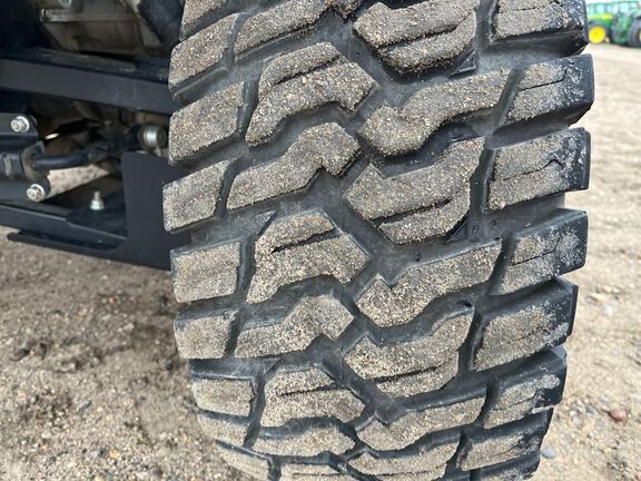 2019 John Deere XUV835R ATV