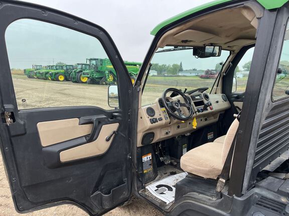 2019 John Deere XUV835R ATV