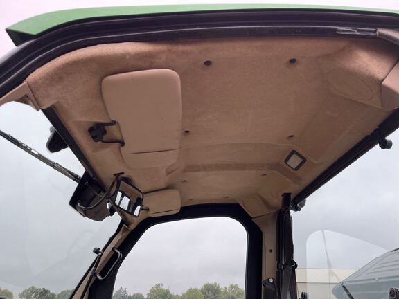 2019 John Deere XUV835R ATV