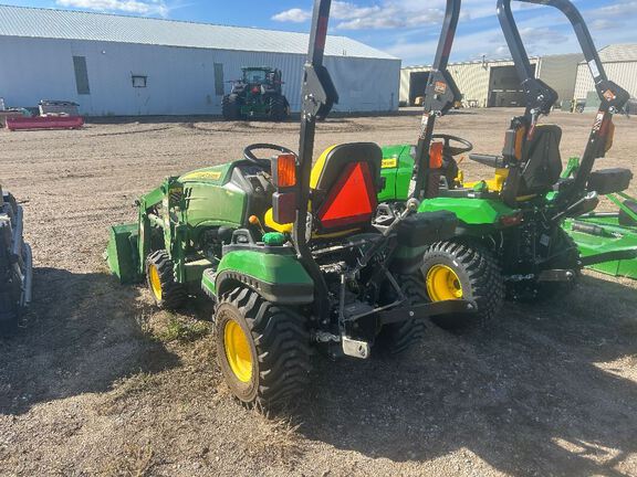 2016 John Deere 1025R Tractor Compact