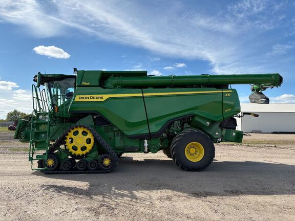 2023 John Deere X9 1000 Combine