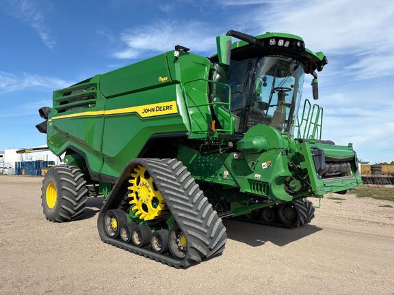 2023 John Deere X9 1000 Combine