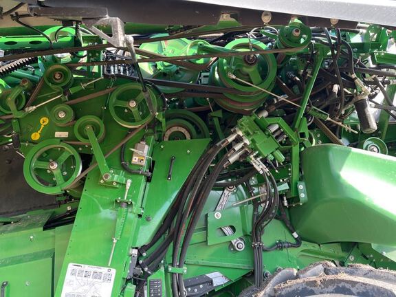 2023 John Deere X9 1000 Combine