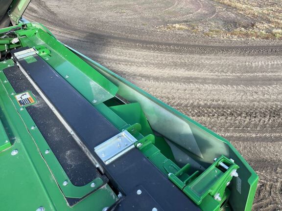 2023 John Deere X9 1000 Combine