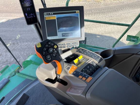 2023 John Deere X9 1000 Combine