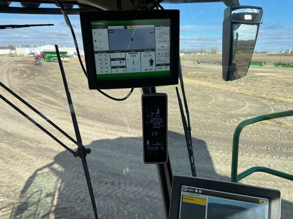 2023 John Deere X9 1000 Combine