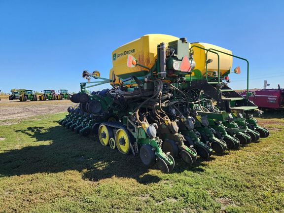 2025 John Deere DB44 Planter
