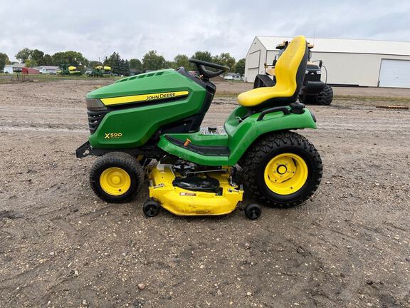 2015 John Deere X590 Garden Tractor