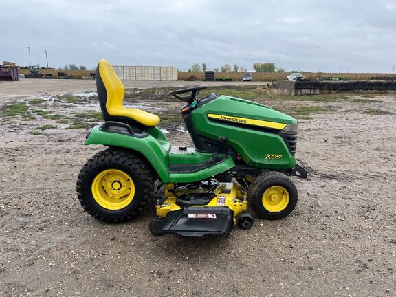 2015 John Deere X590 Garden Tractor