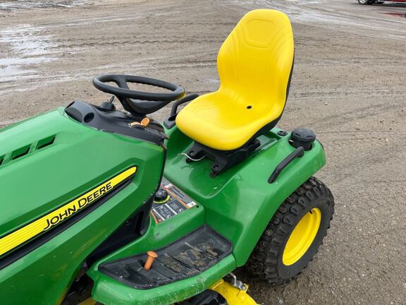 2015 John Deere X590 Garden Tractor