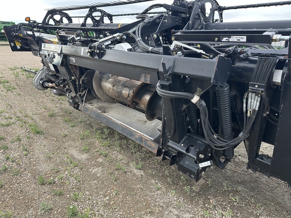 2017 MacDon FD75-40 Header Combine