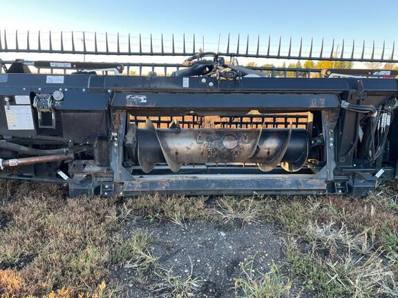 2017 MacDon FD75-40 Header Combine