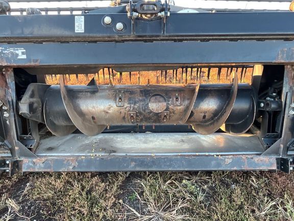 2017 MacDon FD75-40 Header Combine