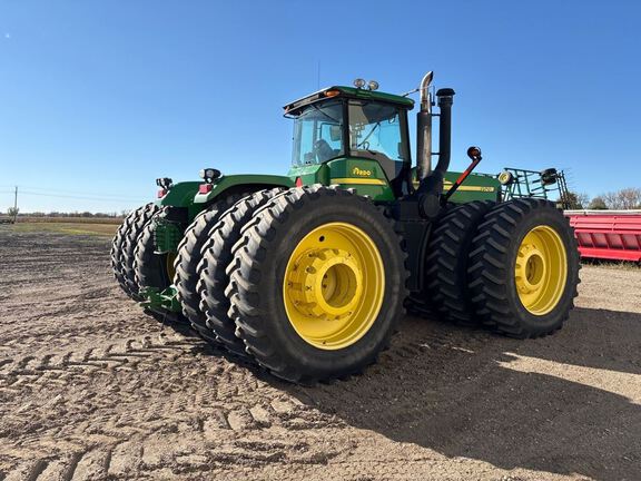 2006 John Deere 9520 Tractor 4WD