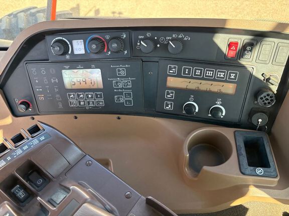 2006 John Deere 9520 Tractor 4WD