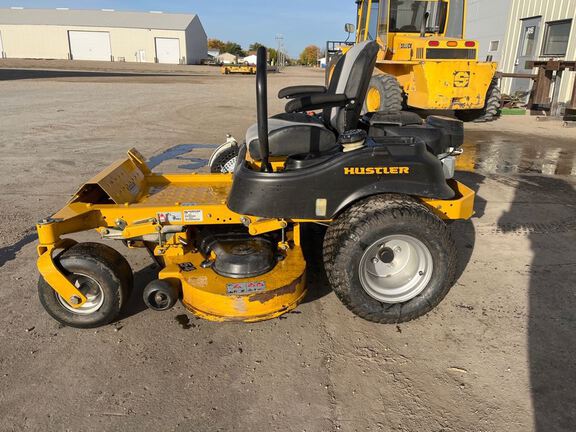 2015 Hustler Excel RAPTOR SD Mower/Zero Turn