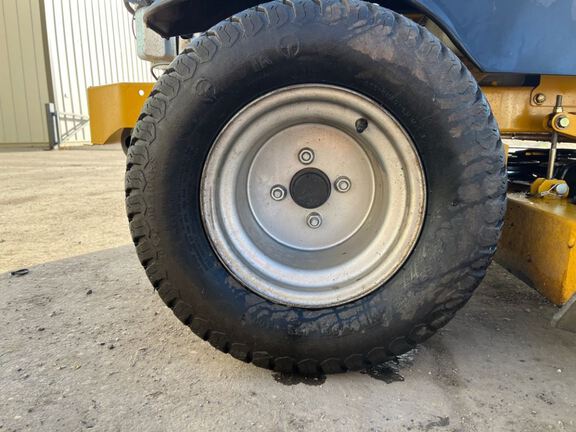 2015 Hustler Excel RAPTOR SD Mower/Zero Turn