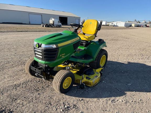2020 John Deere X750 Garden Tractor