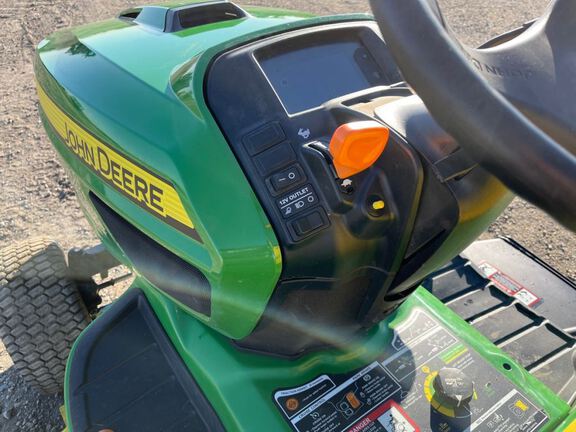 2020 John Deere X750 Garden Tractor