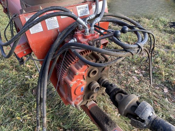 2013 Buhler Farm King 1684 Attachments