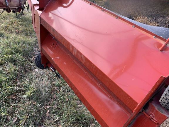 2013 Buhler Farm King 1684 Attachments